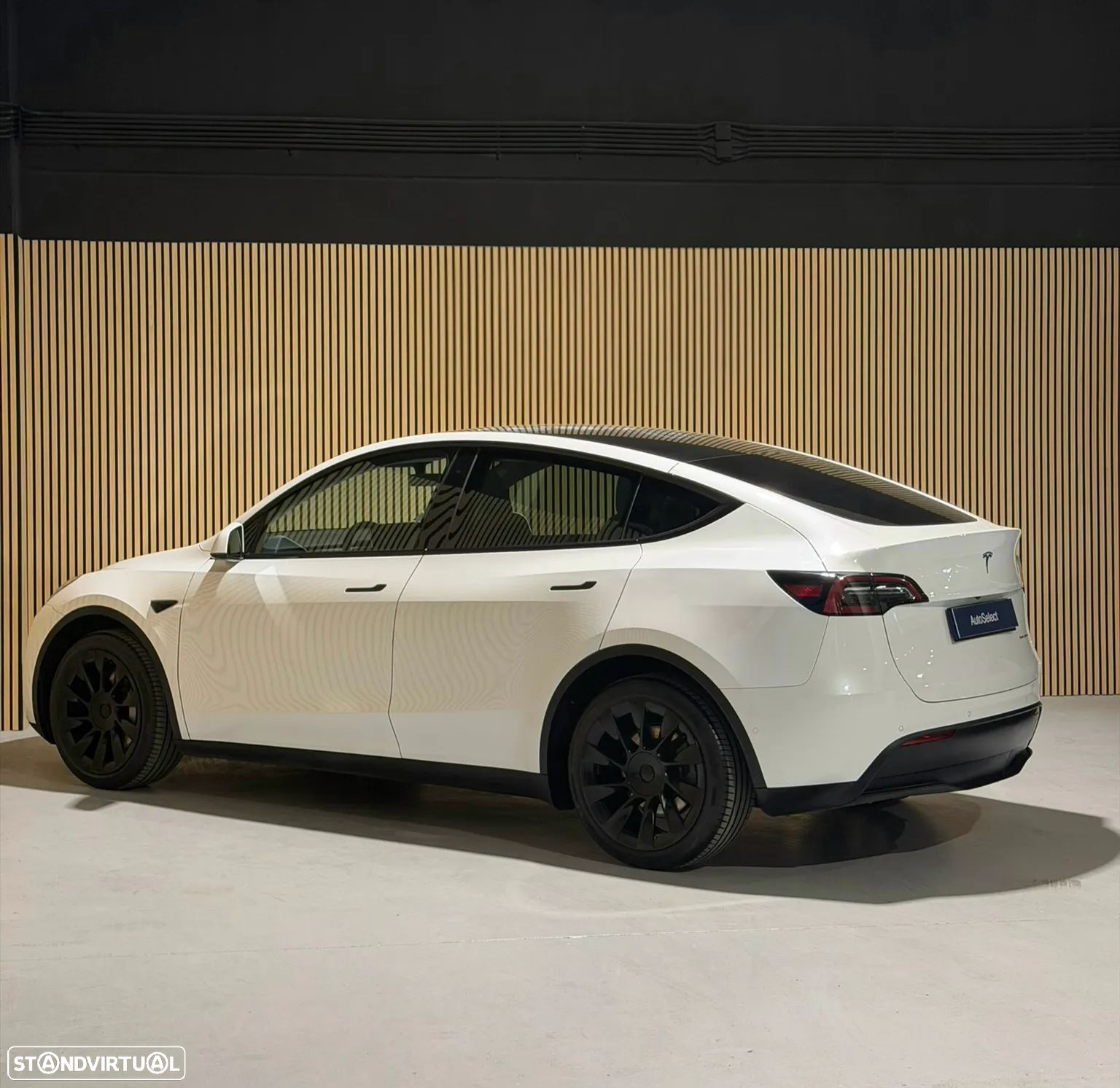 Tesla Model Y Long Range Dual Motor AWD