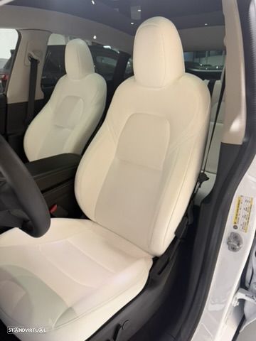 Tesla Model Y Long Range Dual Motor AWD